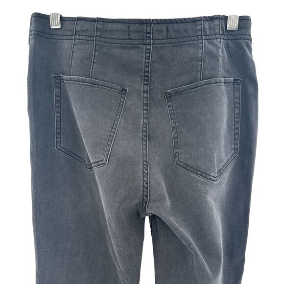 Free People We The Free Pull-On Flare Jeans Crossfront Black Denim Size 28 - Picture 7 of 12